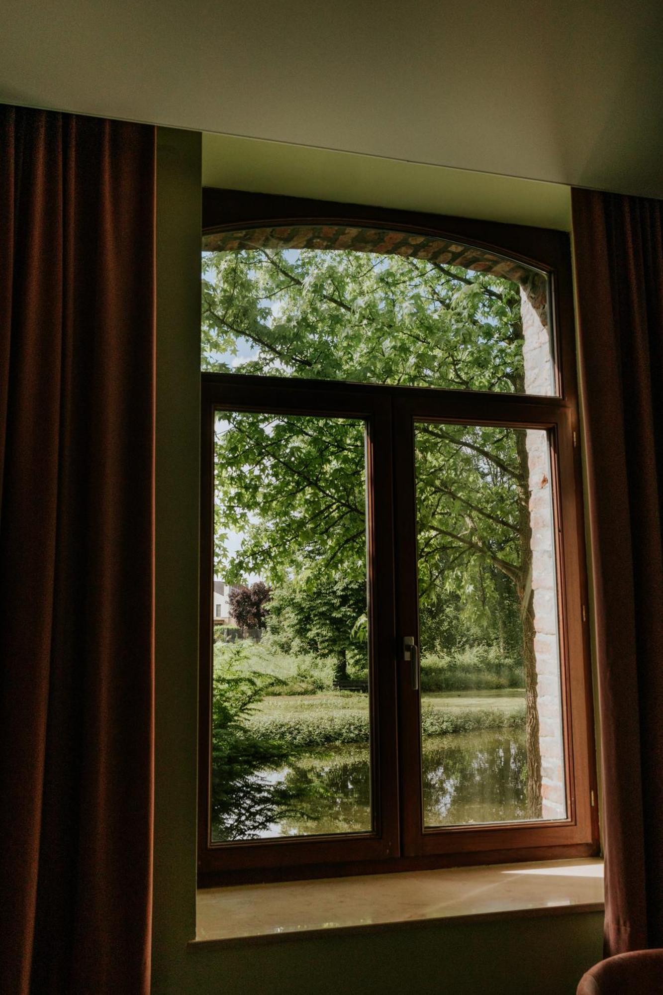 Chateau De Looz 외부 사진