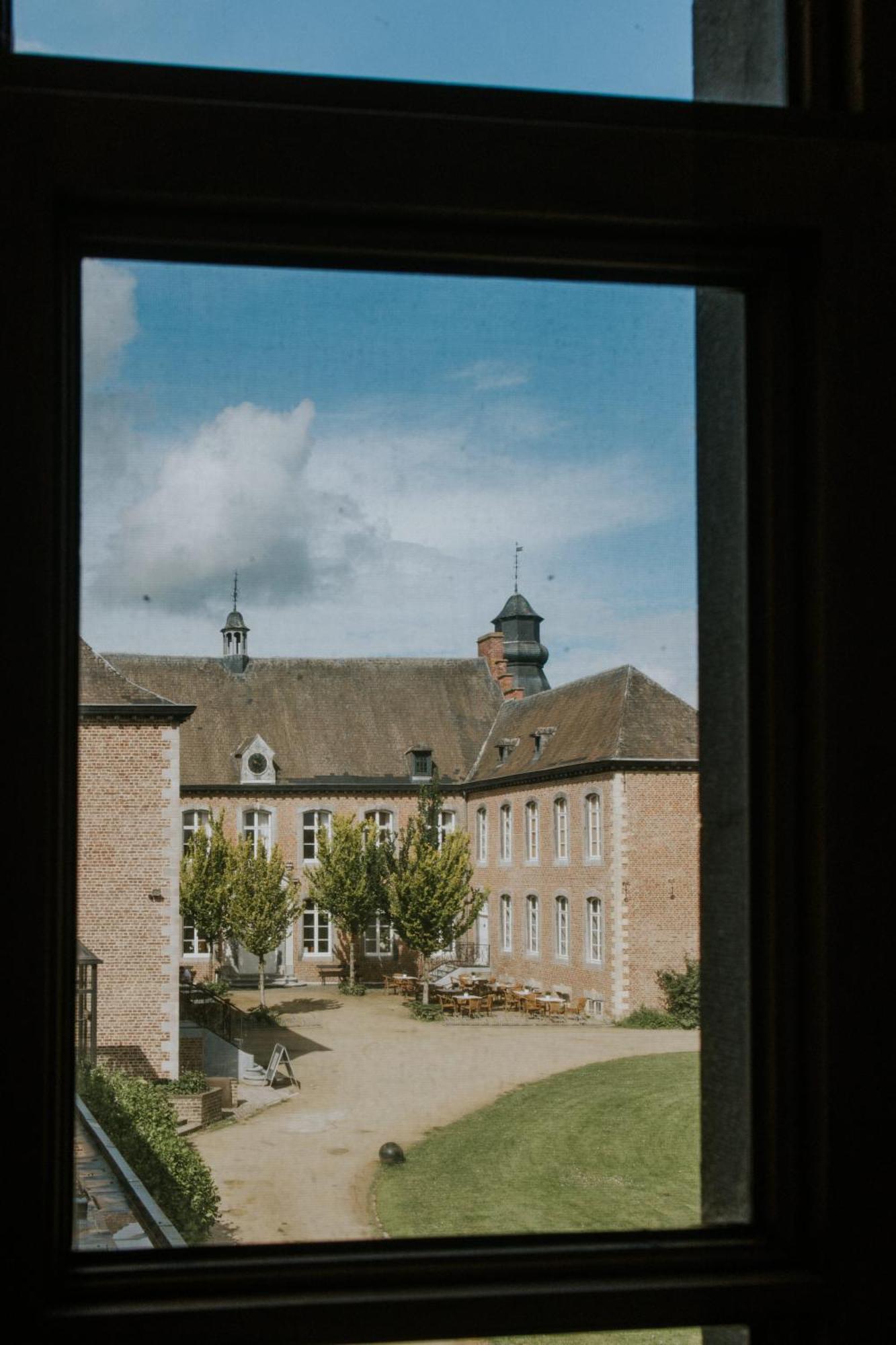 Chateau De Looz 외부 사진