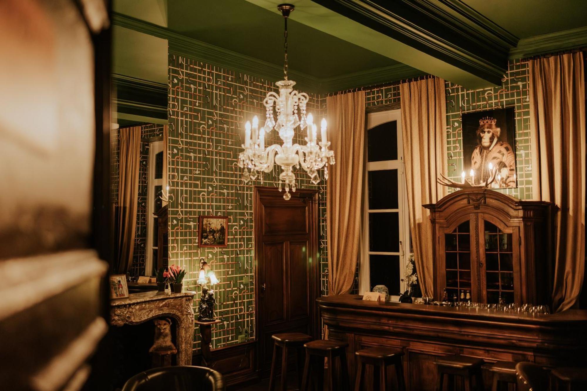Chateau De Looz 외부 사진